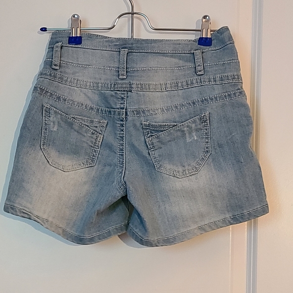 Super Cute sz 5 high waste button fly shorts - Picture 2 of 4